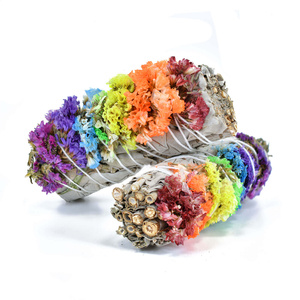 Set cadou: Palo Santo 50 g + salvie albă "Șapte chakre"