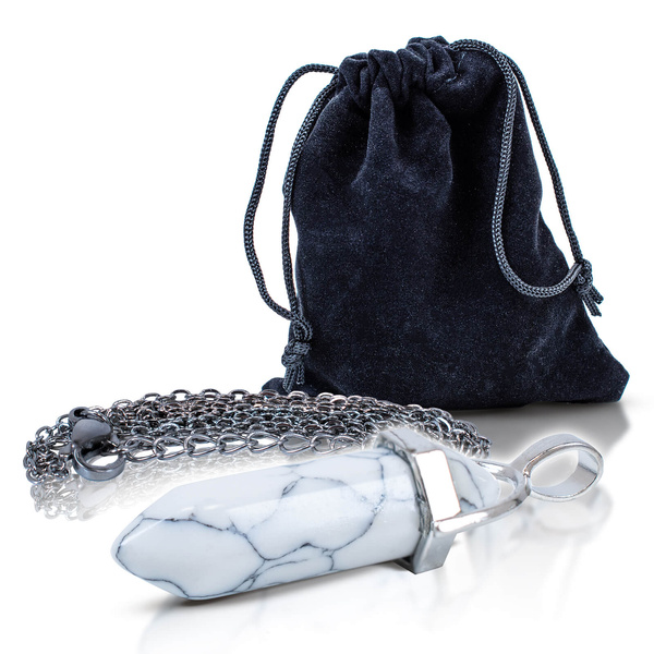 Pandantiv cu turcoaz alb în săculeț + lanț