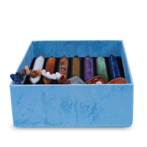 Set de pietre pentru chakre cu brățară – în cutie cadou