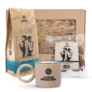 Set cadou Coffee Broastery: cafea Brazil Guaxupe + caramele cu lapte cu aromă de cafea + cană